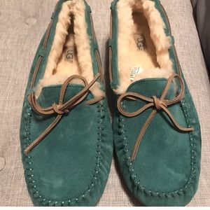 Ugg moccasins size 10